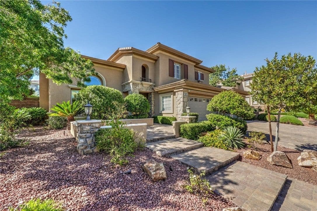 10201 Owls Peak Court photo 3