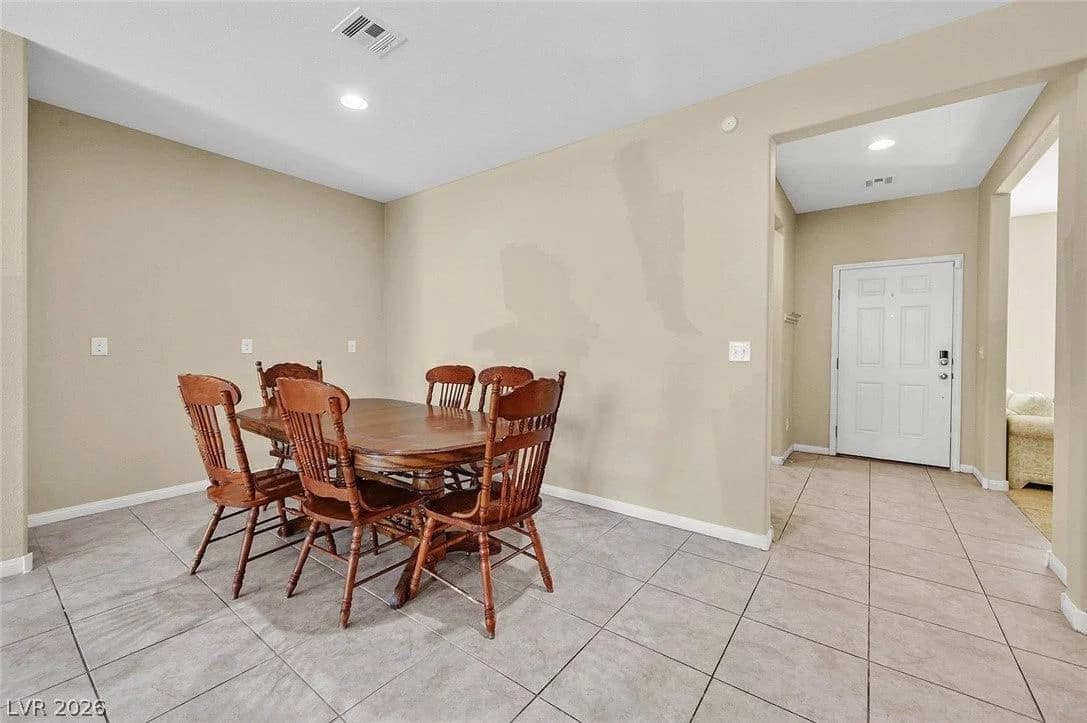8208 Redbud Vine Street photo 4