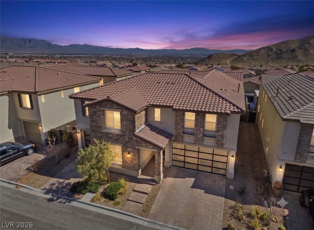 4522 Amazing View Street photo 4