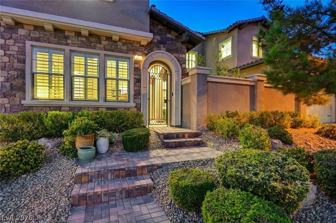371 Capistrano Vistas Street photo 4