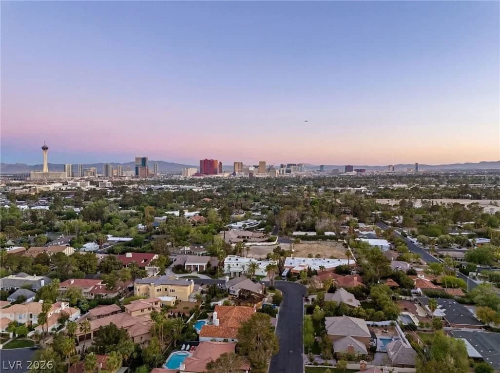 2525 Driftwood Drive